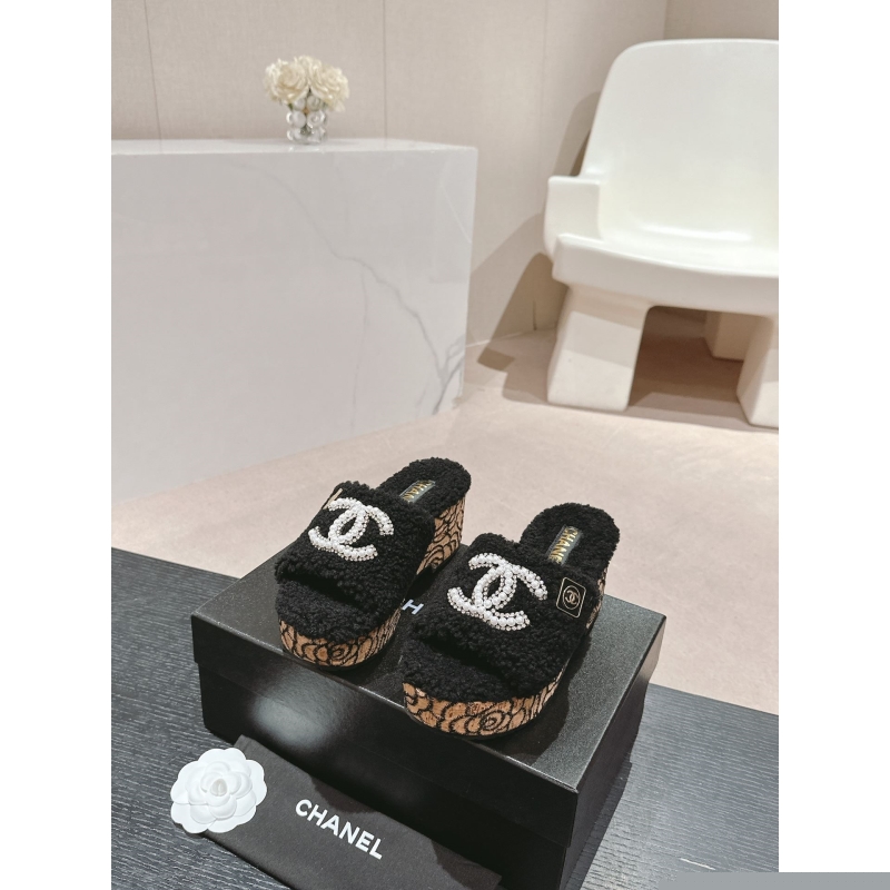 Ch*el slippers